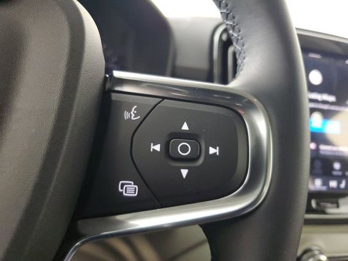 New 2026 Volvo XC40 B5 Plus w/ Protection Package Premier image 26