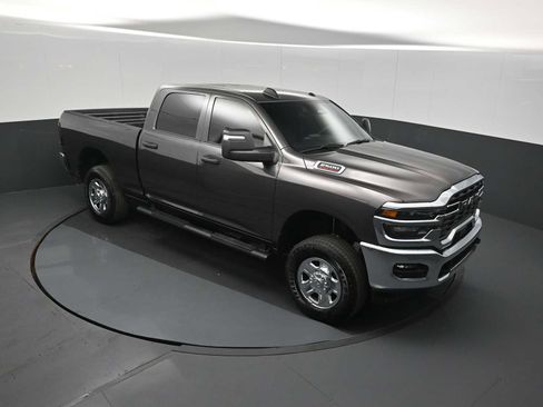 Used 2025 RAM 2500 Tradesman image 10