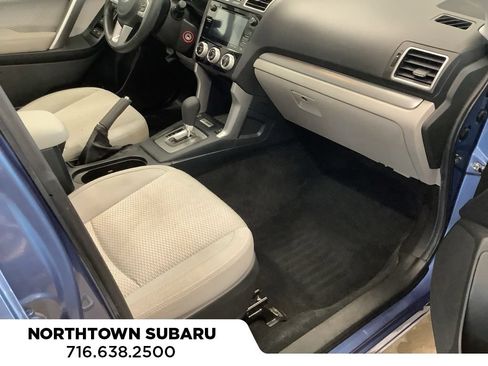 Used 2018 Subaru Forester 2.5i Premium w/ All-Weather Package AWD/4WD image 18