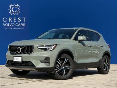 Certified 2025 Volvo XC40 B5 Core