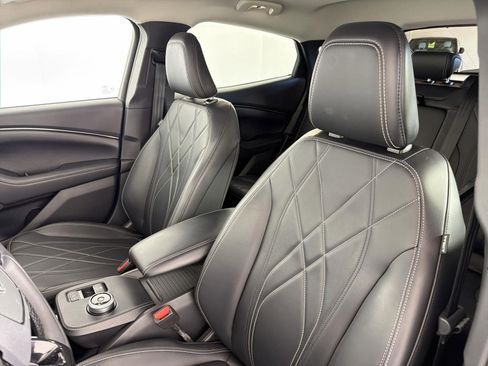 Used 2023 Ford Mustang Mach-E Select image 23