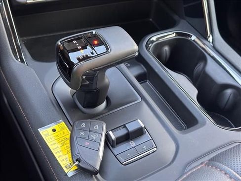 Certified 2024 GMC Sierra 1500 AT4 w/ Technology Package AWD/4WD image 30