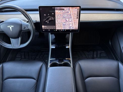 Used 2019 Tesla Model 3 RWD image 14