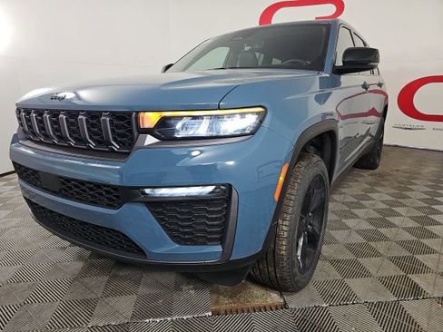 New 2026 Jeep Grand Cherokee L Limited image 3