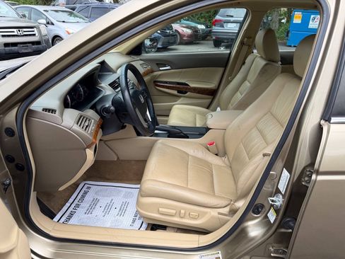 Used 2009 Honda Accord EX-L image 10