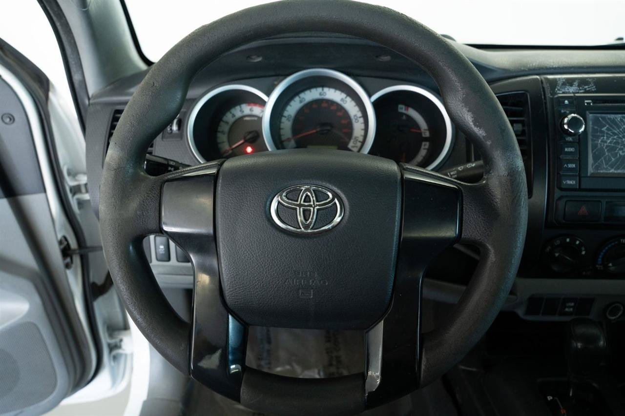 Used 2013 Toyota Tacoma 2WD Regular Cab image 12