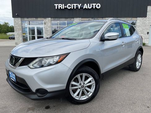 Used 2019 Nissan Rogue Sport SV AWD/4WD image 1