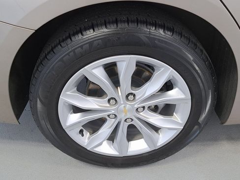 Used 2023 Chevrolet Malibu LT image 35