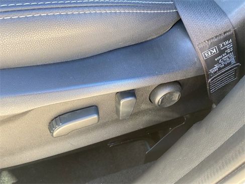 Used 2020 Subaru Forester Premium image 21