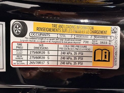 Used 2024 GMC Yukon AT4 w/ Technology Package image 51