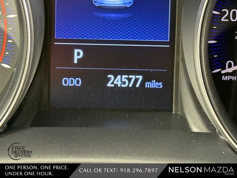 Used 2019 Toyota C-HR Limited FWD image 28