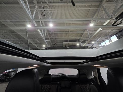 Used 2024 Ford Edge Titanium w/ Equipment Group 301A image 16