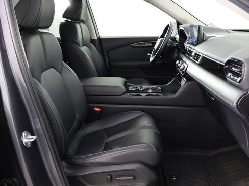 Used 2025 Honda Pilot EX-L image 19