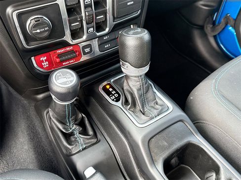 Used 2022 Jeep Wrangler Unlimited Rubicon 4xe w/ Cold Weather Group image 18