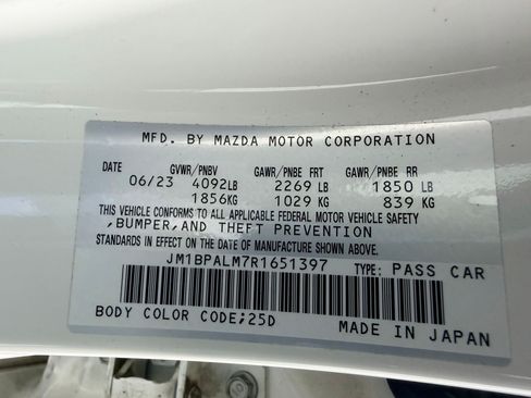 Used 2024 MAZDA MAZDA3 s FWD image 25