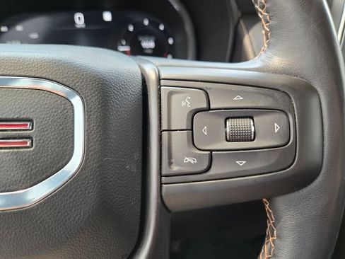 Used 2022 GMC Yukon AT4 AWD/4WD image 36