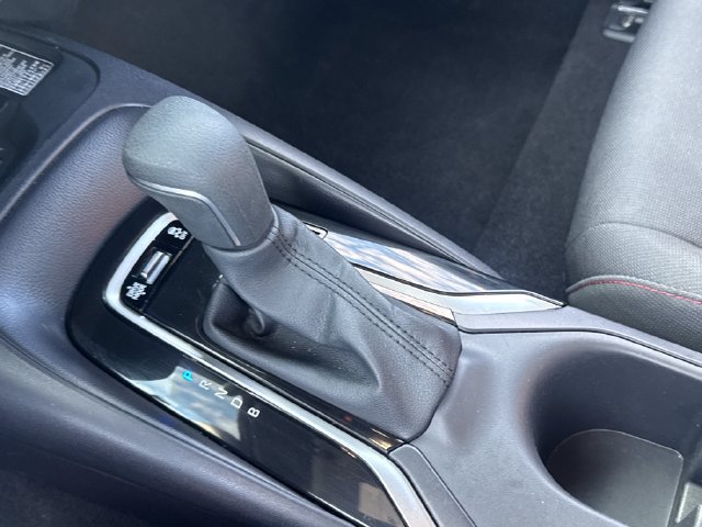 Used 2026 Toyota Corolla SE w/ SE Package FWD image 20