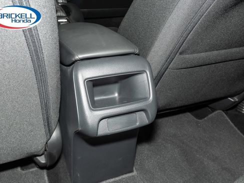 Used 2025 Honda HR-V LX image 26