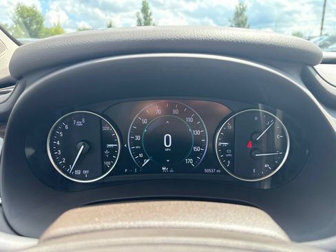 Used 2017 Buick LaCrosse Premium w/ Driver Confidence Package #2 FWD image 15