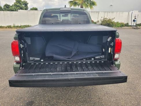 Used 2021 Toyota Tacoma SR5 w/ Trail Edition AWD/4WD image 11