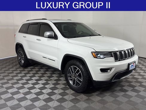 Used 2019 Jeep Grand Cherokee Limited w/ Luxury Group II image 2
