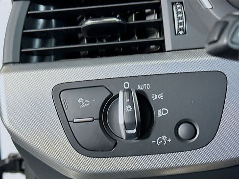 Used 2025 Audi A5 2.0T Premium Plus image 17