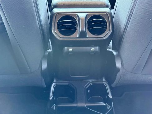 Used 2020 Jeep Gladiator Sport w/ Quick Order Package 24S AWD/4WD image 21