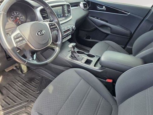 Used 2020 Kia Sorento S image 14