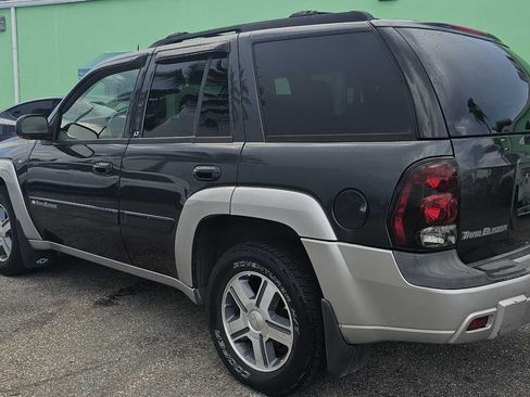 Used 2004 Chevrolet TrailBlazer LT w/ LT Preferred Equipment Group AWD/4WD image 3