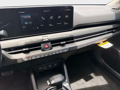 New 2026 Kia K4 FWD image 18