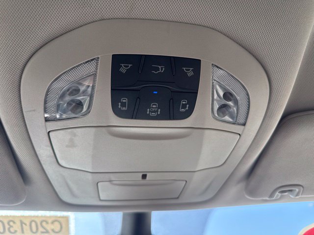 Certified 2024 Chrysler Pacifica Touring-L FWD image 21