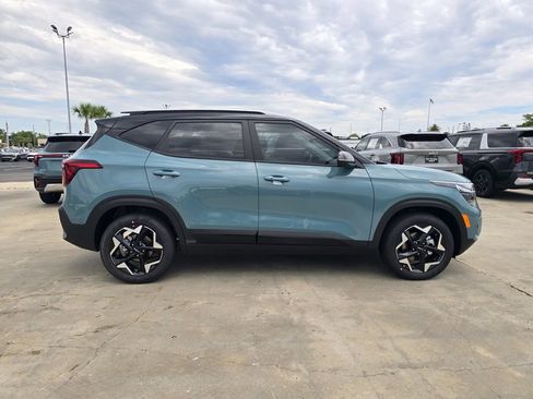 New 2026 Kia Seltos S FWD image 8