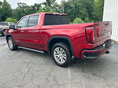 Used 2021 GMC Sierra 1500 Denali w/ Denali Ultimate Package AWD/4WD image 8