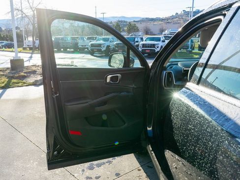 New 2026 Kia Sorento S image 16