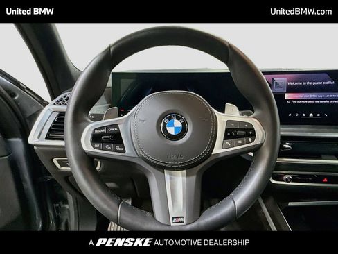 Used 2026 BMW X7 xDrive40i w/ M Sport Package AWD/4WD image 6