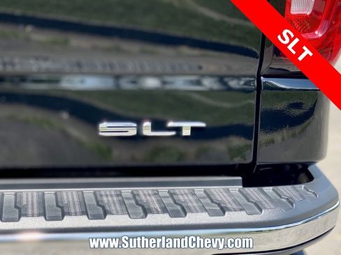 Used 2022 GMC Sierra 1500 SLT w/ SLT Premium Plus Package image 14