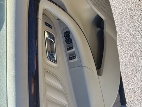 Used 2013 Ford Taurus Limited image 14