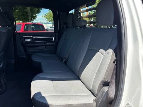 Used 2024 RAM 3500 SLT w/ Quick Order Package 2YG SLT AWD/4WD image 33
