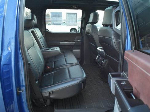 Used 2022 Ford F150 Lariat w/ Equipment Group 502A High image 46