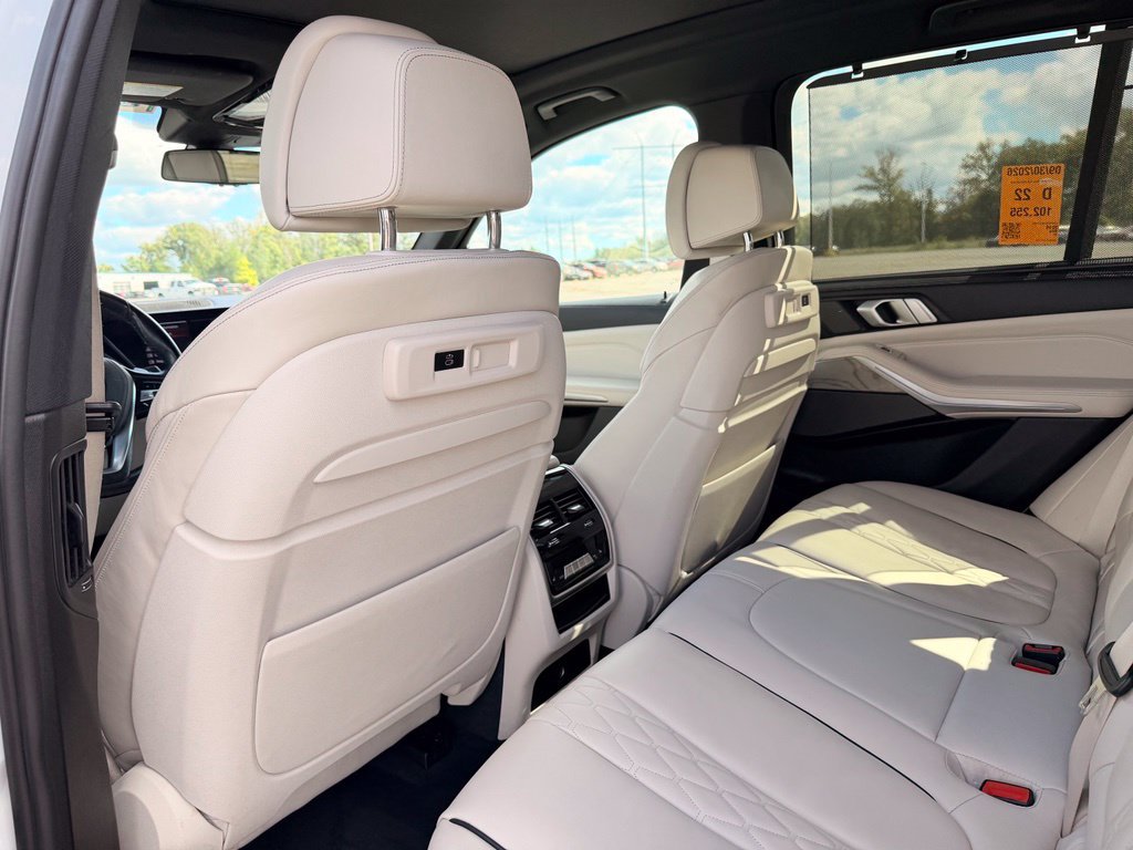 Used 2019 BMW X5 xDrive40i w/ Executive Package AWD/4WD image 18