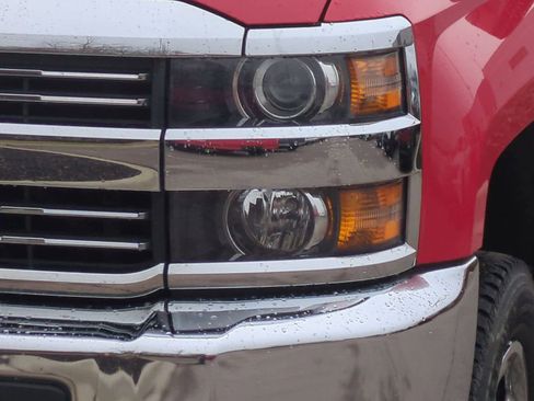 Used 2016 Chevrolet Silverado 2500 W/T w/ WT Convenience Package image 11