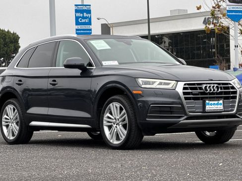 Used 2020 Audi Q5 2.0T Premium Plus w/ Premium Plus Package image 6