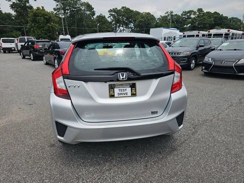 Used 2015 Honda Fit LX image 4