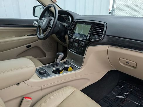 Used 2021 Jeep Grand Cherokee Limited image 34