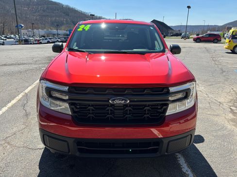 Used 2024 Ford Maverick XL image 2