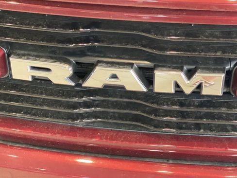 Used 2019 RAM 1500 Laramie w/ Sport Appearance Package AWD/4WD image 10
