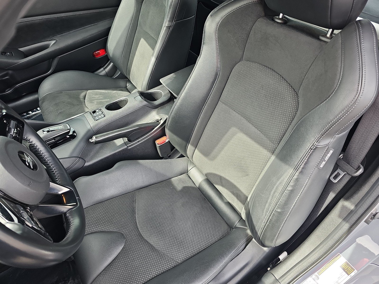 Used 2024 Nissan Z Performance w/ Floor Mat Package RWD image 10