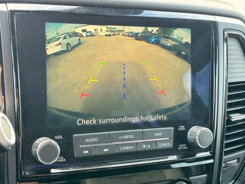 Used 2020 Nissan Titan PRO-4X w/ Pro-4x Utility Package AWD/4WD image 8