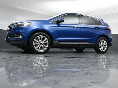 Certified 2024 Ford Edge Titanium w/ Equipment Group 301A AWD/4WD image 40
