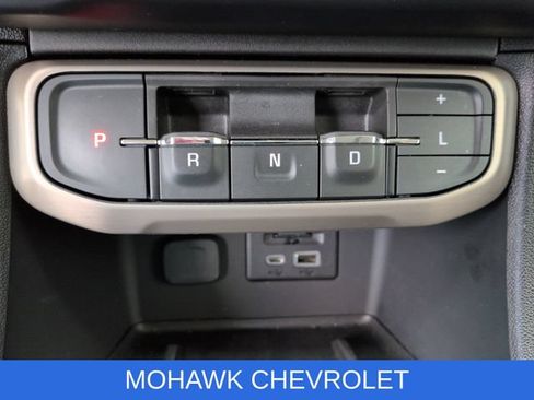 Used 2023 GMC Acadia Denali w/ Denali Ultimate Package AWD/4WD image 17